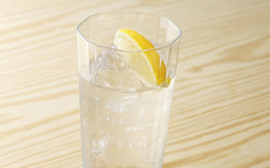 夏日|夏日喝冰水解渴又降暑?常温最佳别贪凉