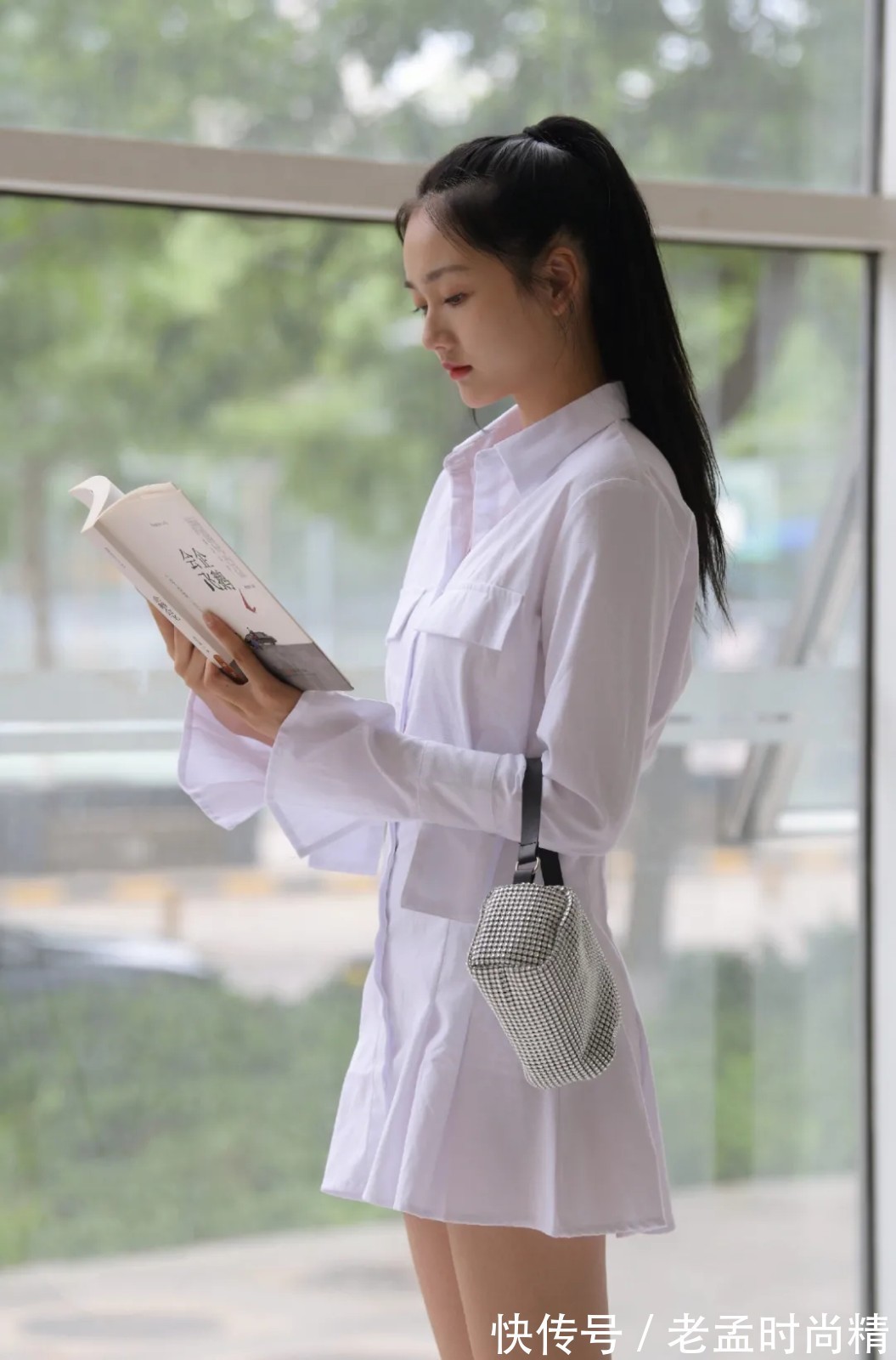 气质|能凸显清新又干净的穿搭,自信而美丽,带来非比寻常的气质美