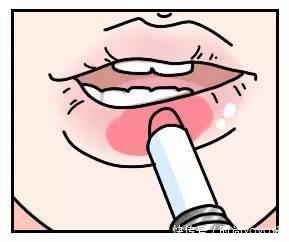 孕期明星榜润唇膏大盘点！理肤泉修复力强，曼秀雷敦孕妇慎用