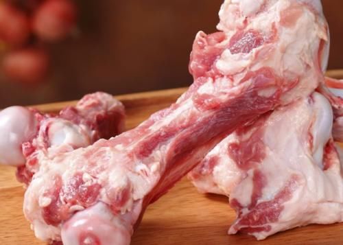  在家|在家教你做好吃的酱大骨，肉嫩汁浓，鲜香营养，孩子爱吃的家常菜