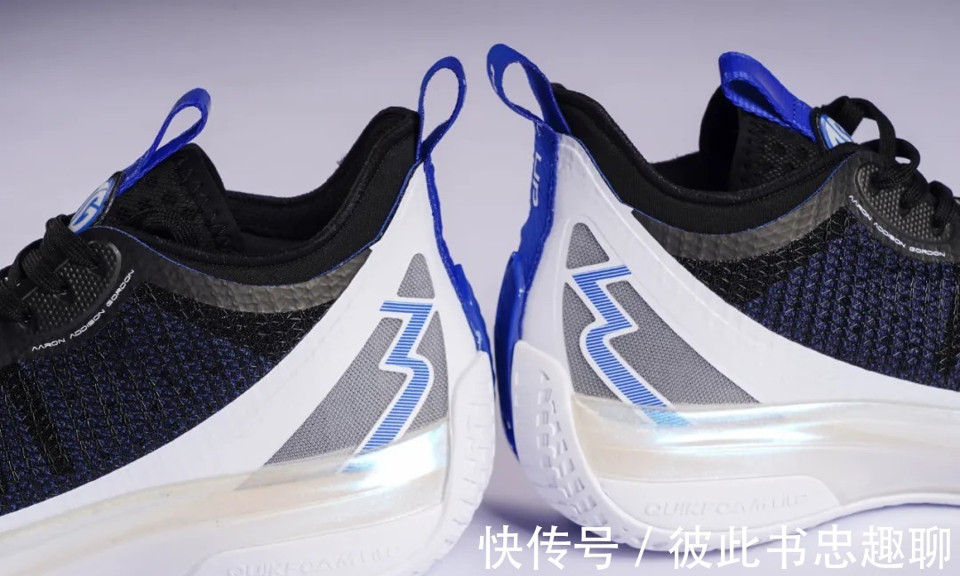球鞋开箱:361度最新篮球鞋,3块TPU很有个性!