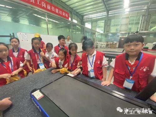 伊启实业|原来健身器材是这样生产出来的——广电小记者记录企业快成长 见证工业大生产