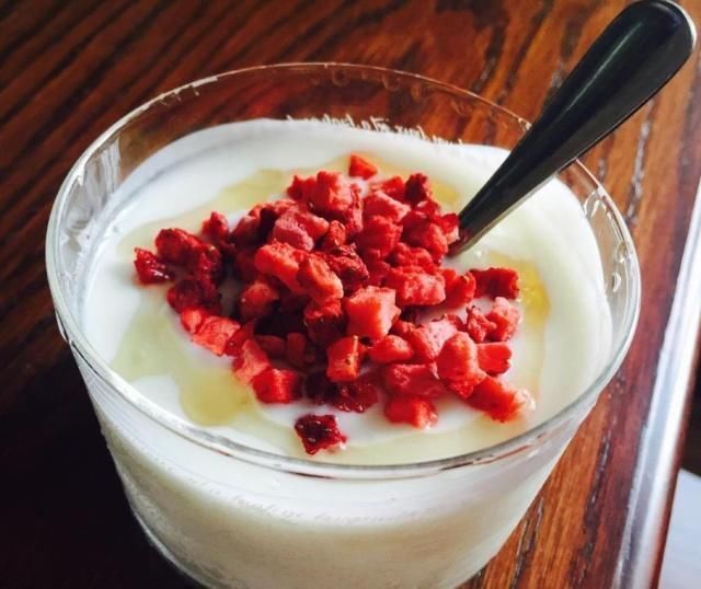 酸甜|教你不用酸奶机自制酸奶,味道酸甜,好喝无添加,比买的好