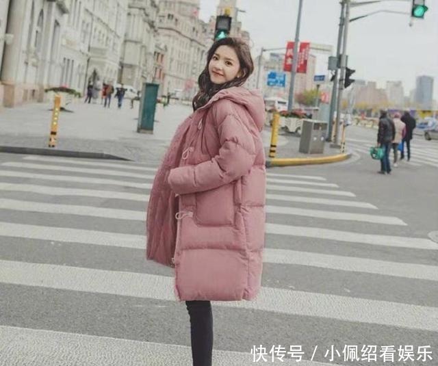 可爱|章若楠气质太好,冬季穿搭可爱甜美,尽显少女明媚范儿