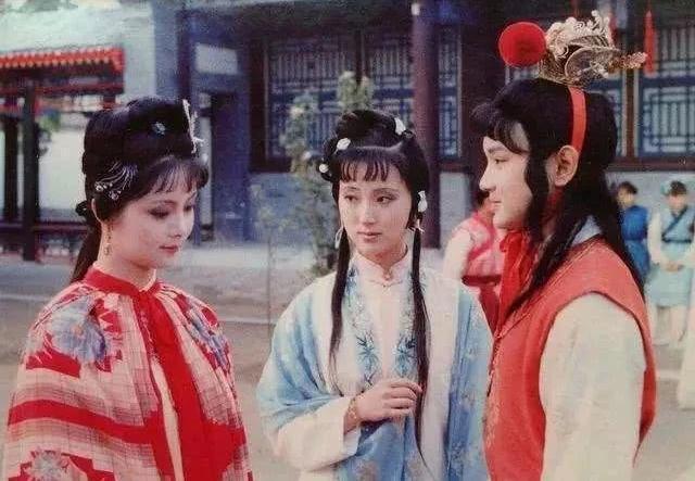 郡主们@才貌双全的薛宝钗参加选秀,首轮都过关了,为何最终没能进宫