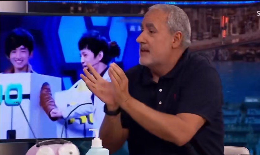 离开了滤镜的何炅长这样,《快本》抄袭被国外公开处刑,太丢人!