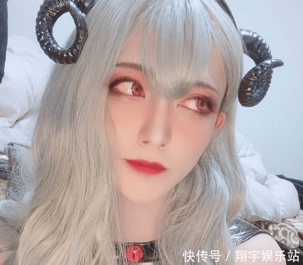 回怼|女装大佬直播遭父母反对,小伙力争,却被回怼“你叫外面咋说”!