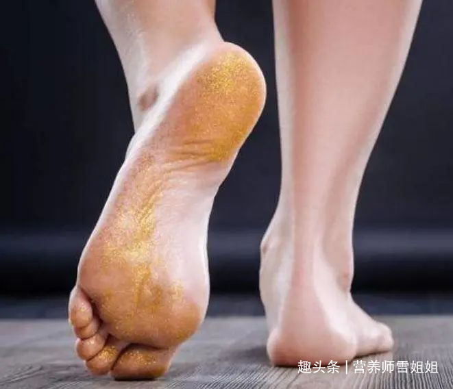 代茶饮|肝不好的人，手脚会有5种表现，若一个不占，恭喜你，肝脏很健康