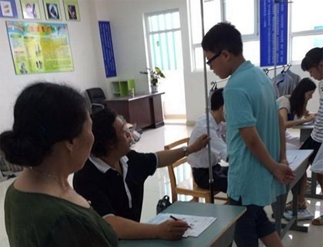 断骨|当年因矮身高自卑，花16万断骨增高7.2厘米的李亚诺，后来如何？