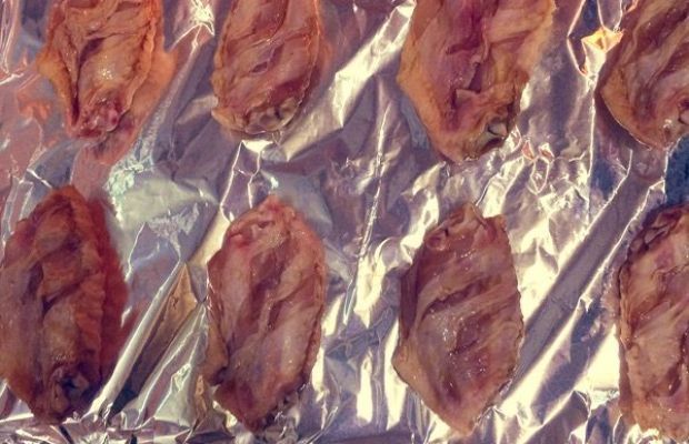 自从我学会了做此下酒菜，隔三差五就要做一次，醇香劲辣太好吃！