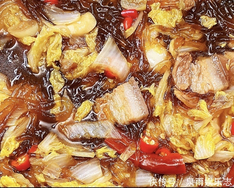 下饭|酸辣白菜,开胃下饭还能拌馒头吃