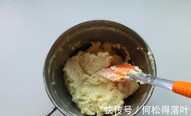 用了5年的曲奇配方,尝试上100次,轻松挤,纹路不消失,口感特酥!