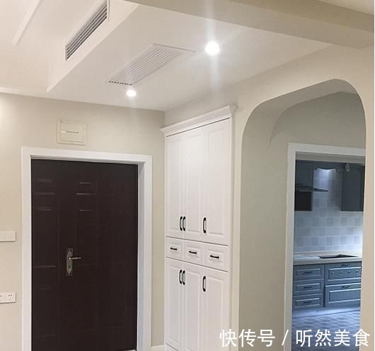 吊灯|130㎡新房硬装花了15万,全屋都打柜子超实用!朋友都夸漂亮大气