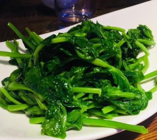 視力不好多吃這菜，隔天吃一盤(pán)，營(yíng)養(yǎng)極高，視力清晰了，雙眼變明亮