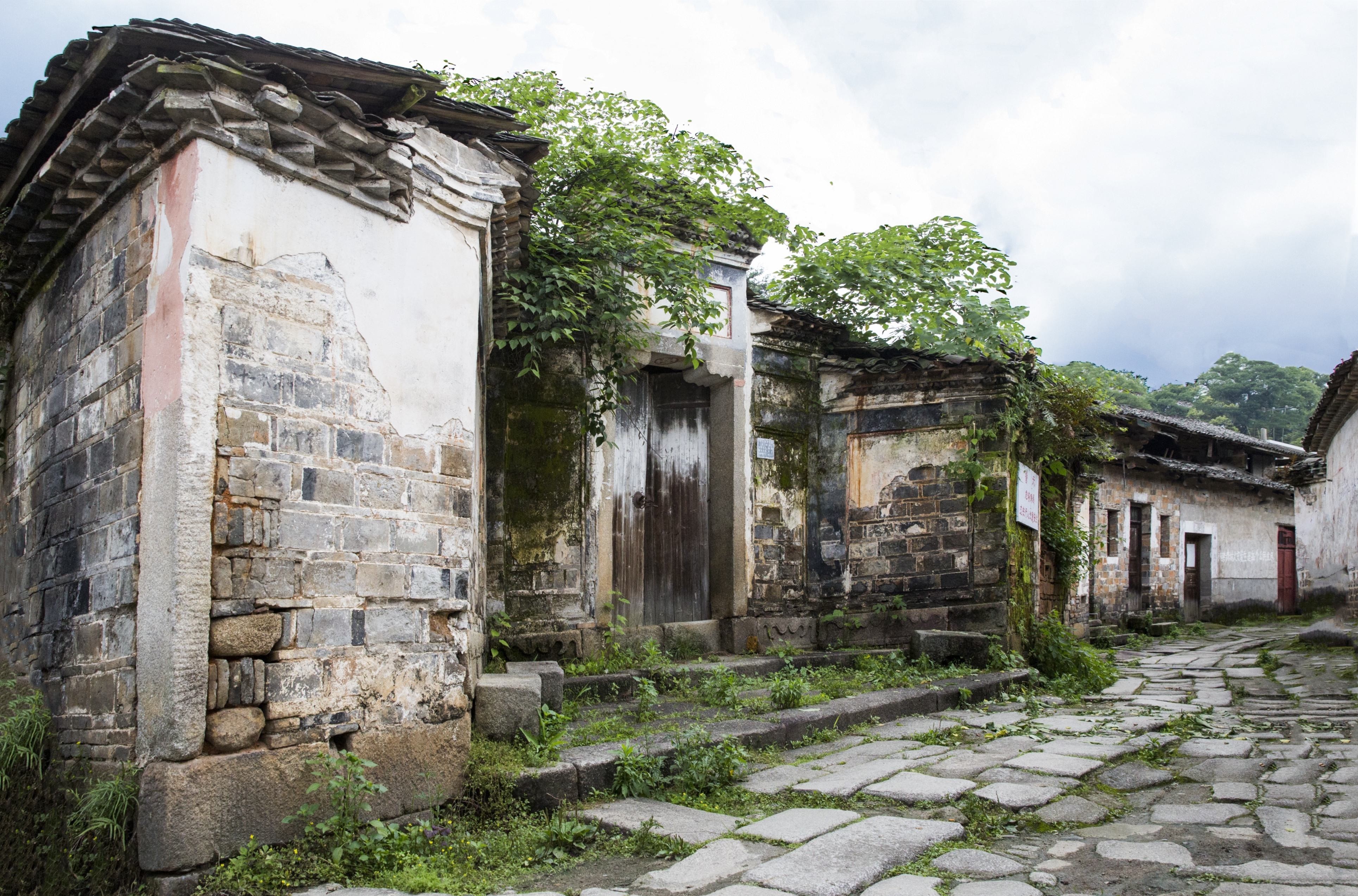 秦始皇陵|一块石碑,能否证明这就是蚩尤墓?秦始皇陵的守墓人是怎么消失的