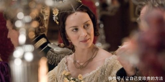 鸦片战争|鸦片战争打了两年,“道光”得知英国女王才23岁,竟说想“纳女王为妃”