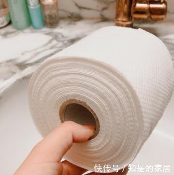 学会|毛巾脏了别只会用洗衣液,学会这3招,多脏的毛巾都能轻松洗净!