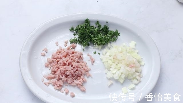 土豆|高颜值的元气早餐,土豆放西红柿里面烤,咬一口满口奶香味