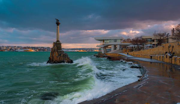 俄罗斯|俄罗斯最著名的10座巨型雕塑,每一座都沾满了血和泪