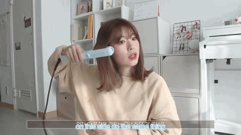 今年流行这4款短发，时髦不挑人，脸还小一倍！