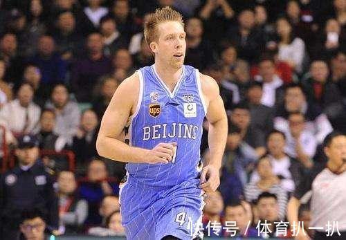 首钢|有钱任性,首钢第4外援到位创下CBA历史,四大外援齐聚谁最尴尬