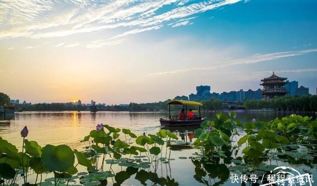 唐诗曲江|杜甫与“青春波浪芙蓉园”