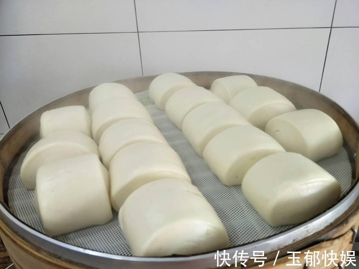 保存馒头，切记不要直接放冰箱，教你一个好办法，放30天仍好吃！