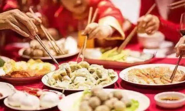 除夕年夜饭，凉拌菜先端上桌，分享4道凉拌菜做法，清爽又解腻