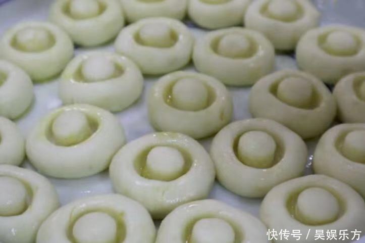 年夜饭必遭疯抢的一道菜,口感软糯,营养丰富,上桌就光盘