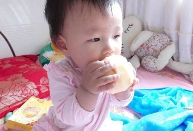 医生|3岁女童不再长个,只因常吃这4种食物,医生直言很多娃在吃