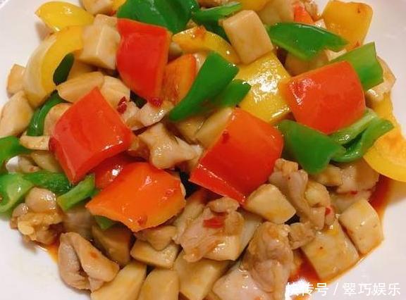 杏鲍菇炒鸡丁，爽口弹牙，营养美味，制作简单家常，味道一级棒