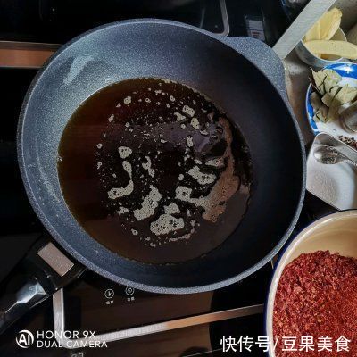 超香辣椒油这样做，秒变米饭杀手