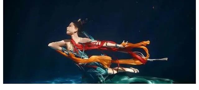 汉服|韩国网友又来“抢文化”？汉服不是韩服，两者区别真的是很大！