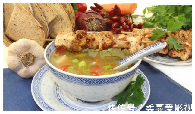 月经|女性月经期间，5种“零食”可劲吃，暖宫排污血，炎症或自动消退