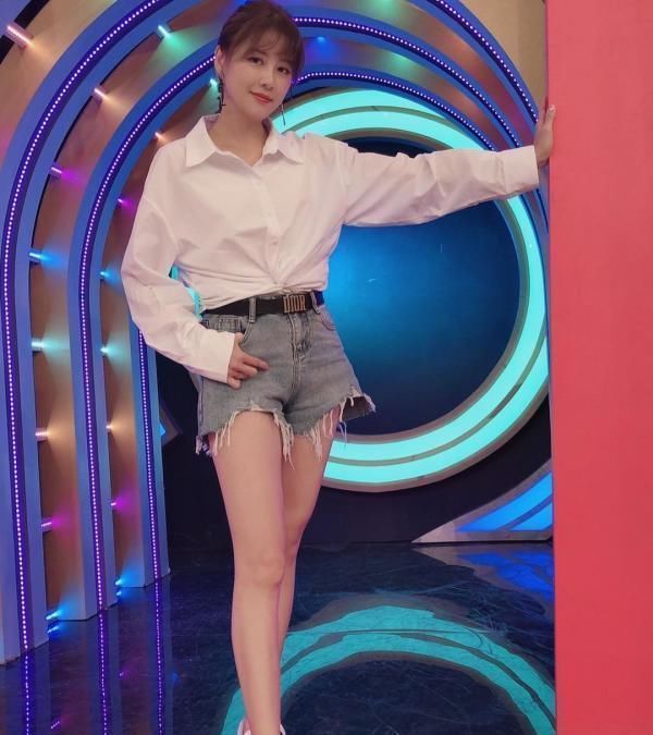 辛龙依然走不出来干妹严立婷,心痛曝光近况