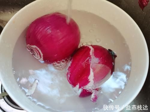 洋葱炒蛋|洋葱和它天生一对，是“天然泻药”，隔天排宿便，常吃体重不到百！