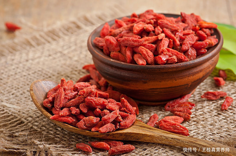 喝茶|40岁后,无论男女,常喝3茶,改善亚健康,增强免疫力