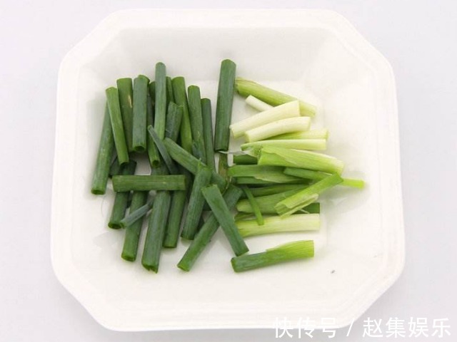 葱白粥|中医上“吃葱一根,顶药十副”,专治常见病,还是很多人不了解
