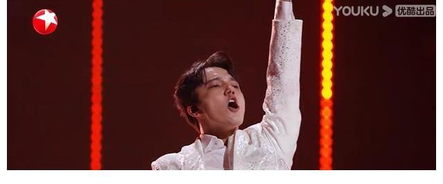 从《歌手》到《追光吧》,一首《Stranger》见证迪玛希的成长