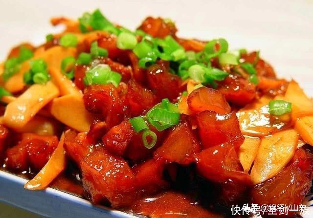 简单又好吃的爽口的下饭菜，鲜美开胃，端上桌都抢着伸筷，秒光！