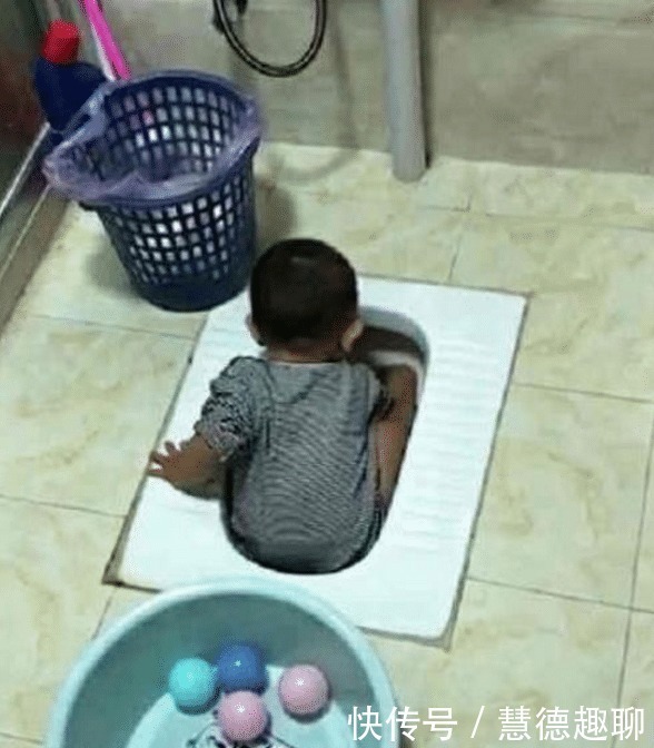 宝宝|妈在做饭2岁宝宝不见了,找到时却无从下手,网友:洗洗凑合要