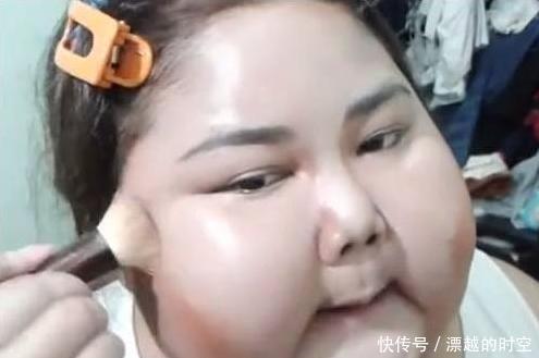 妹子|“大饼脸”妹子化妆技术了得,前后对比亲妈都要乐开花了