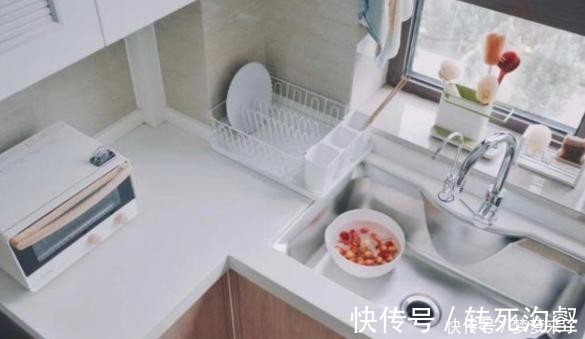 辅食|去邻居家借用厨房,打开门就被厨房布置给迷住,干净整洁又顺手!