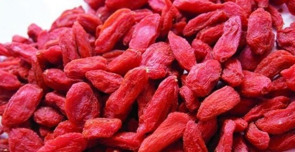 高粱酒|枸杞用2周,肩膀不痛了,颈椎病也不见,成本仅仅不到3块钱