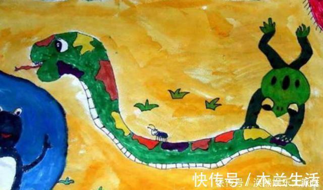 女儿|4岁女儿画“蛇”得了奖,孩子妈妈还在沾沾自喜,小姨:快报警