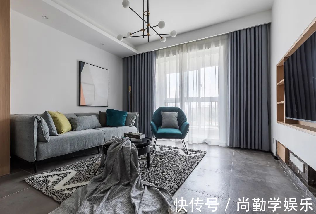 装饰画|88㎡现代简约，实用与简朴，最平凡的艺术，来自生活