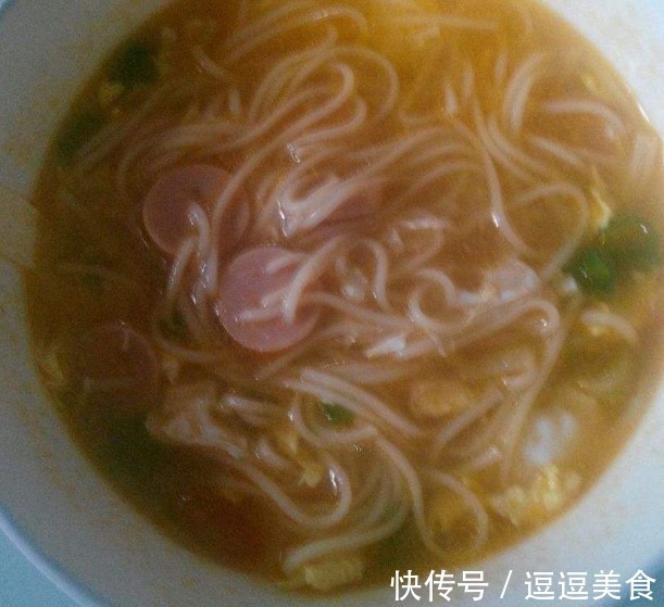 4位阿姨来应聘，一人做一碗面，最后一位，果断撵走！