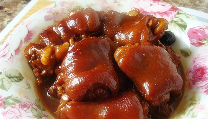 正确做法|做红烧猪蹄，不乱加料不乱放盐，学会正确做法，猪蹄又香又软