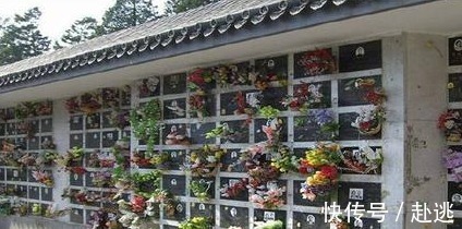 金岳霖!实拍梁思成墓地中国著名的建筑学家,墓碑与林徽因仅有一步之遥!