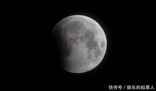 月全食 全球夜空同时上演天象奇观:“月全食”与“超级月亮”